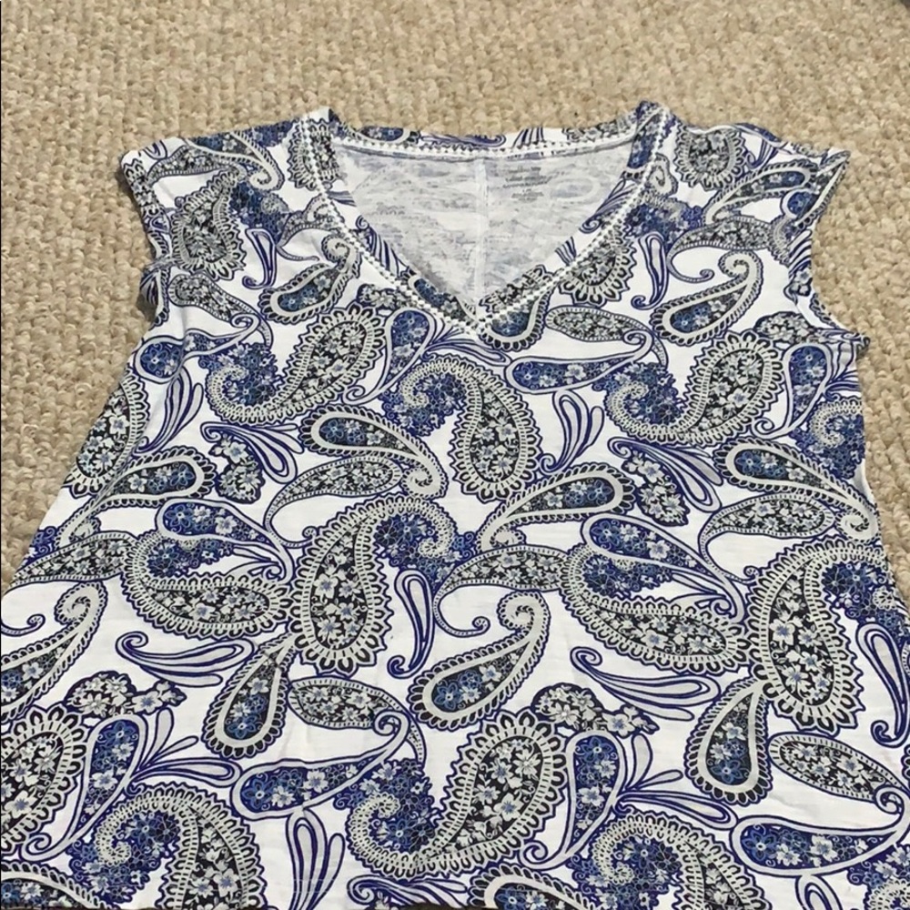 Tee bundle!! - Picture 2 of 5